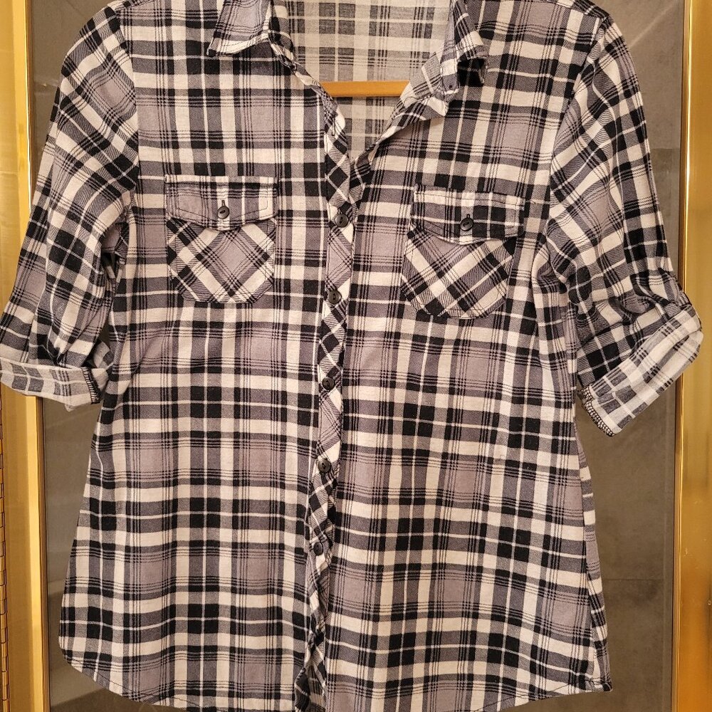 Small Eden&Olive half sleeve flannel black and white